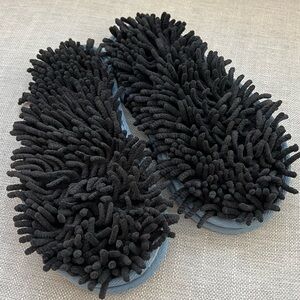 Dusting Shoes! Make Housework Easier with These! LOL!
Fun Gift Idea!